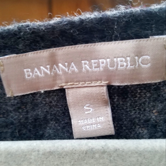 Banana Republic Merino Wool Sweater S - Picture 2 of 3